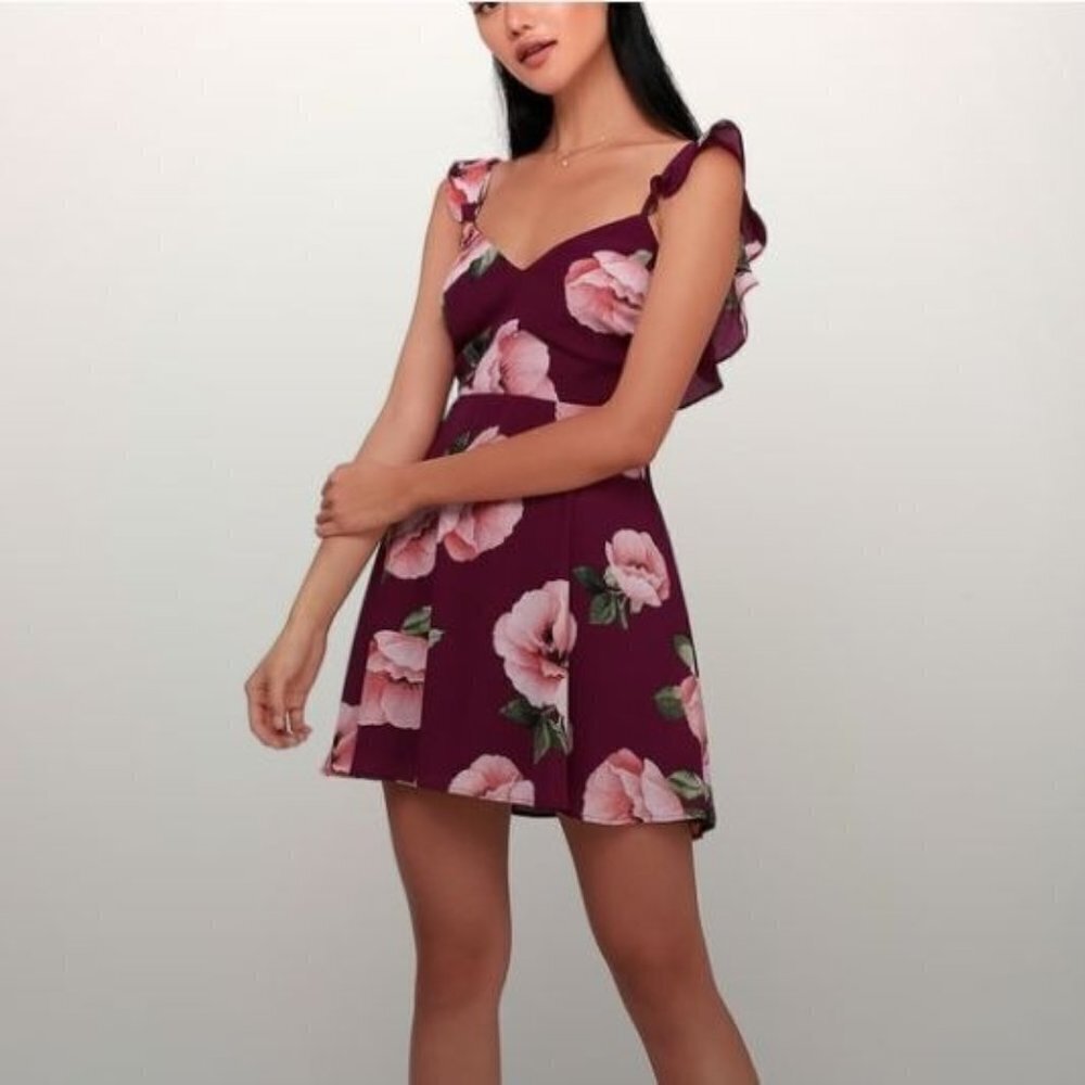 Lulus Burgundy Floral Mini Skater Dress  Size Small  NWT